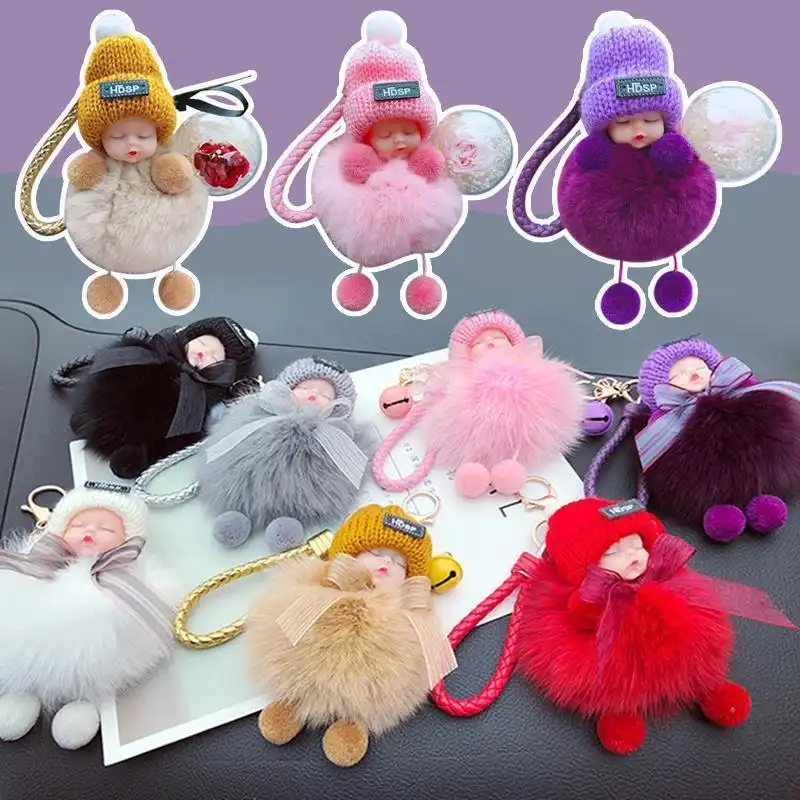 Söpö simulaatiopehmoinen karsastusnukke